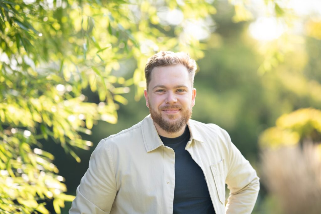LukasKomprimiert Lukas Alberer, Trainer für Wissensmanagement und KI